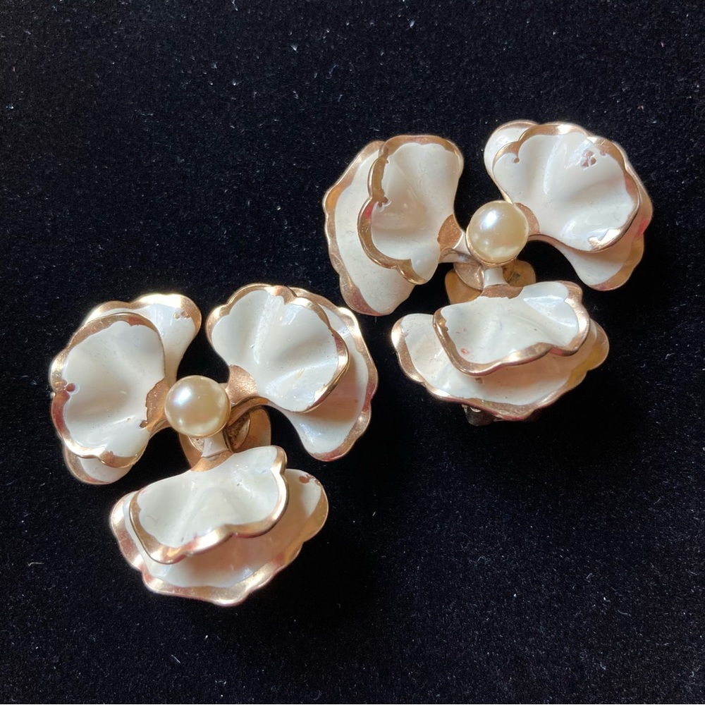 Hand Painted, Vintage, Enamel Clip Earrings with Gold Accents and Pearl Center